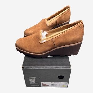 Vionic Willa Suede Leather Slip-On Wedges Size 7M Toffee NEW